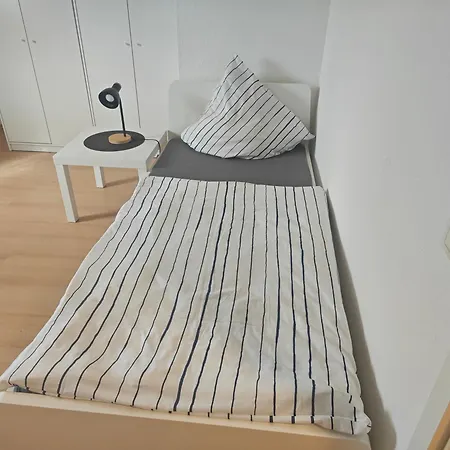 Work And 80 Qm 5 Betten 2 Schlafzimmer,neu Apartamento Eschweiler