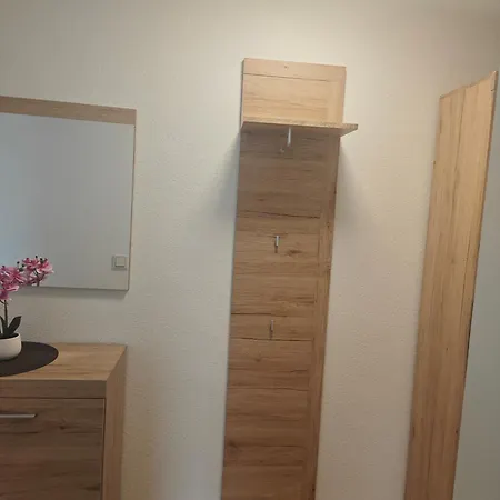 Work And 80 Qm 5 Betten 2 Schlafzimmer,neu Apartamento *