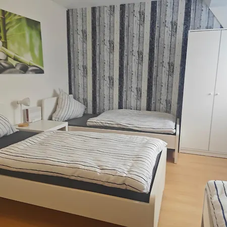 Apartamento Work And 80 Qm 5 Betten 2 Schlafzimmer,neu Eschweiler