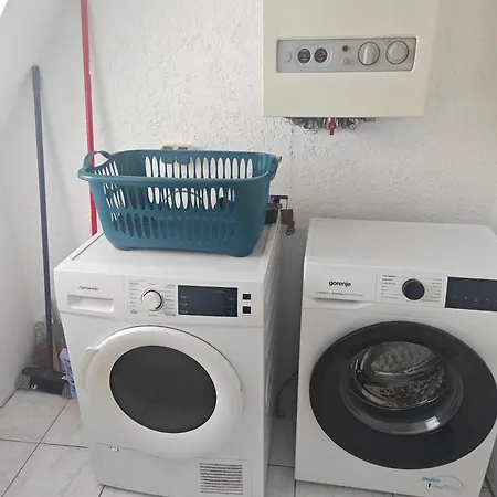 Work And 80 Qm 5 Betten 2 Schlafzimmer,neu Eschweiler