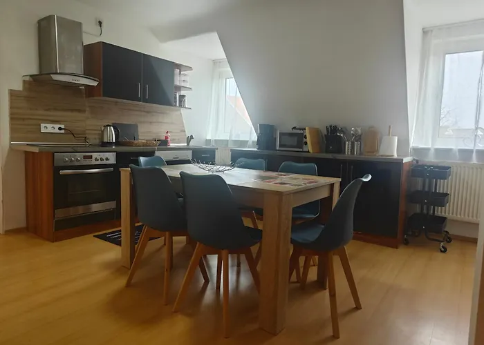 Lägenhet Work And 80 Qm 5 Betten 2 Schlafzimmer,neu Eschweiler