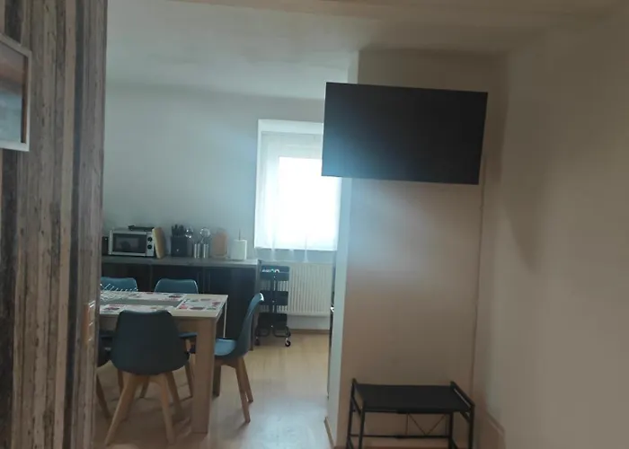 Work And 80 Qm 5 Betten 2 Schlafzimmer,neu *