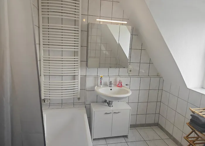 Work And 80 Qm 5 Betten 2 Schlafzimmer,neu *