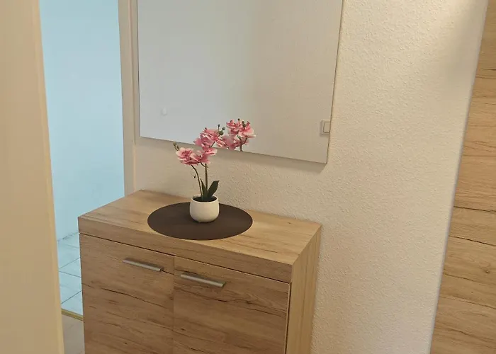 Work And 80 Qm 5 Betten 2 Schlafzimmer,neu Lägenhet Eschweiler